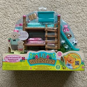 Li’l woodzeez toy set